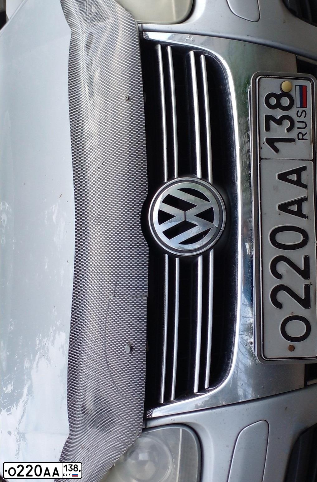 Фото автомобиля VOLKSWAGEN JETTA, 2005 — госномер О220АА138. Цвет: СЕРЕБРИСТЫЙ