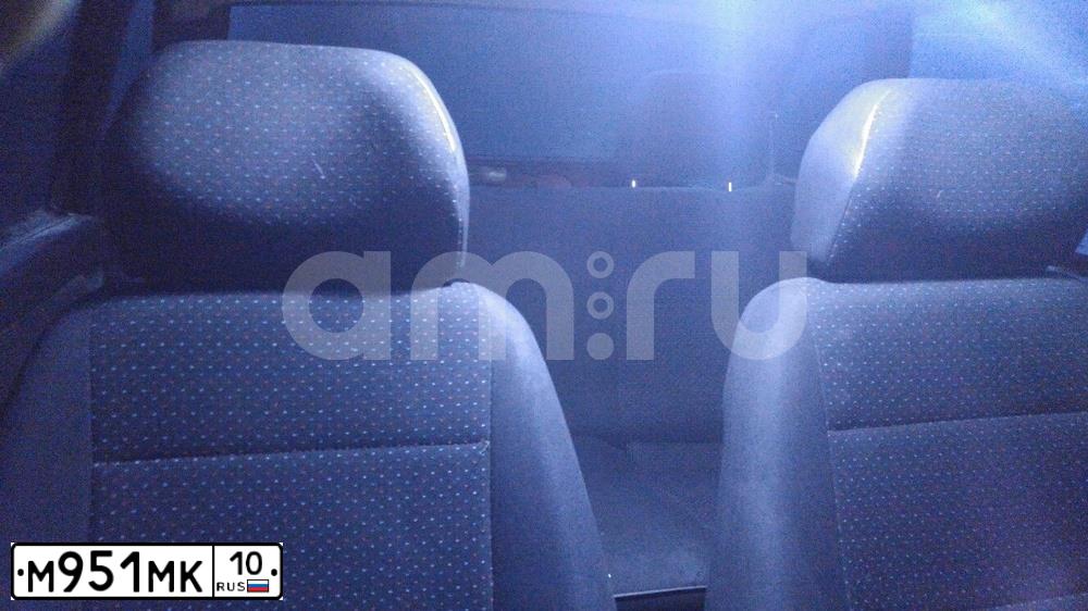 Фото автомобиля VOLKSWAGEN TRANSPORTER, 1996 — госномер М951НК10. Цвет: Белый