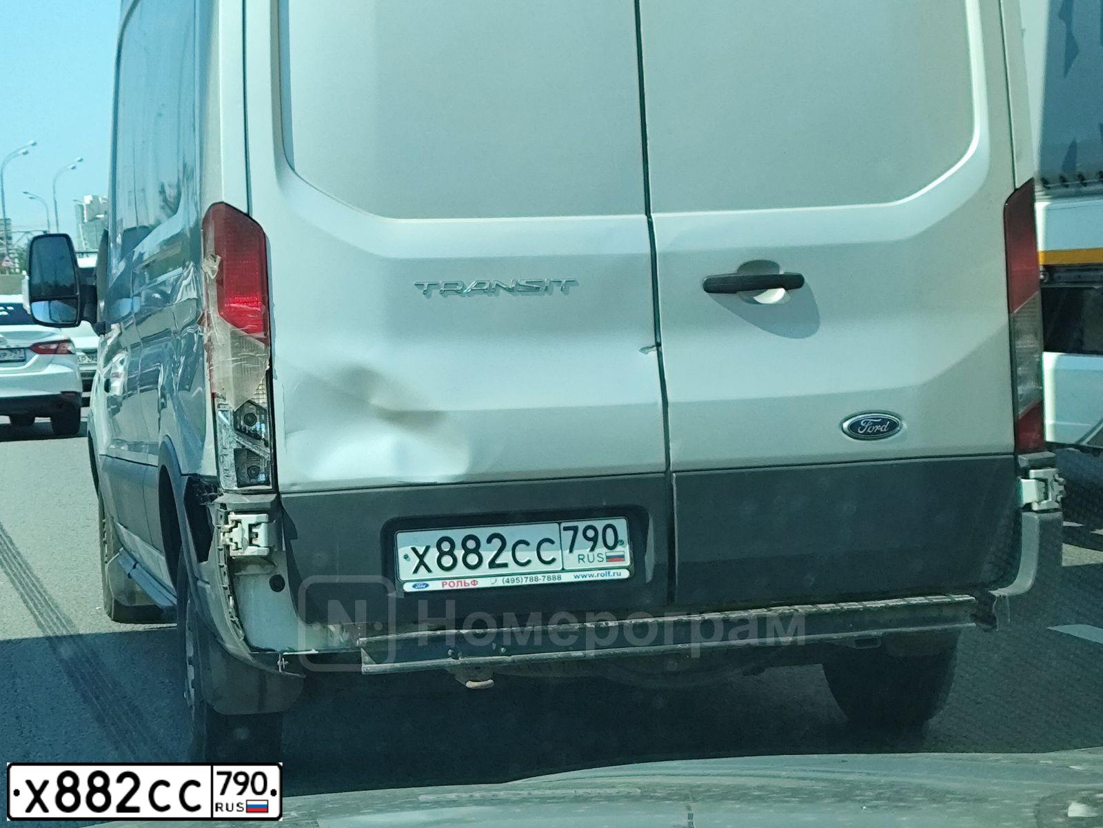 Фото автомобиля FORD TRANSIT, 2015 — госномер М017РУ797. Цвет: СЕРЕБРИСТЫЙ