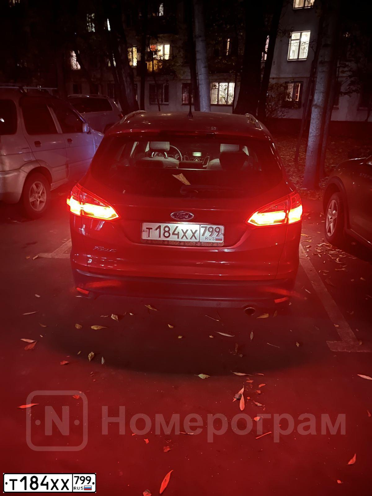 Фото автомобиля FORD FOCUS, 2012 — госномер В759ММ177. Цвет: КРАСНЫЙ