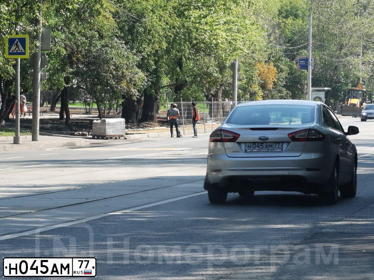 Фото автомобиля FORD MONDEO, 2012 — госномер Н045АМ77. Цвет: СЕРЕБРИСТЫЙ