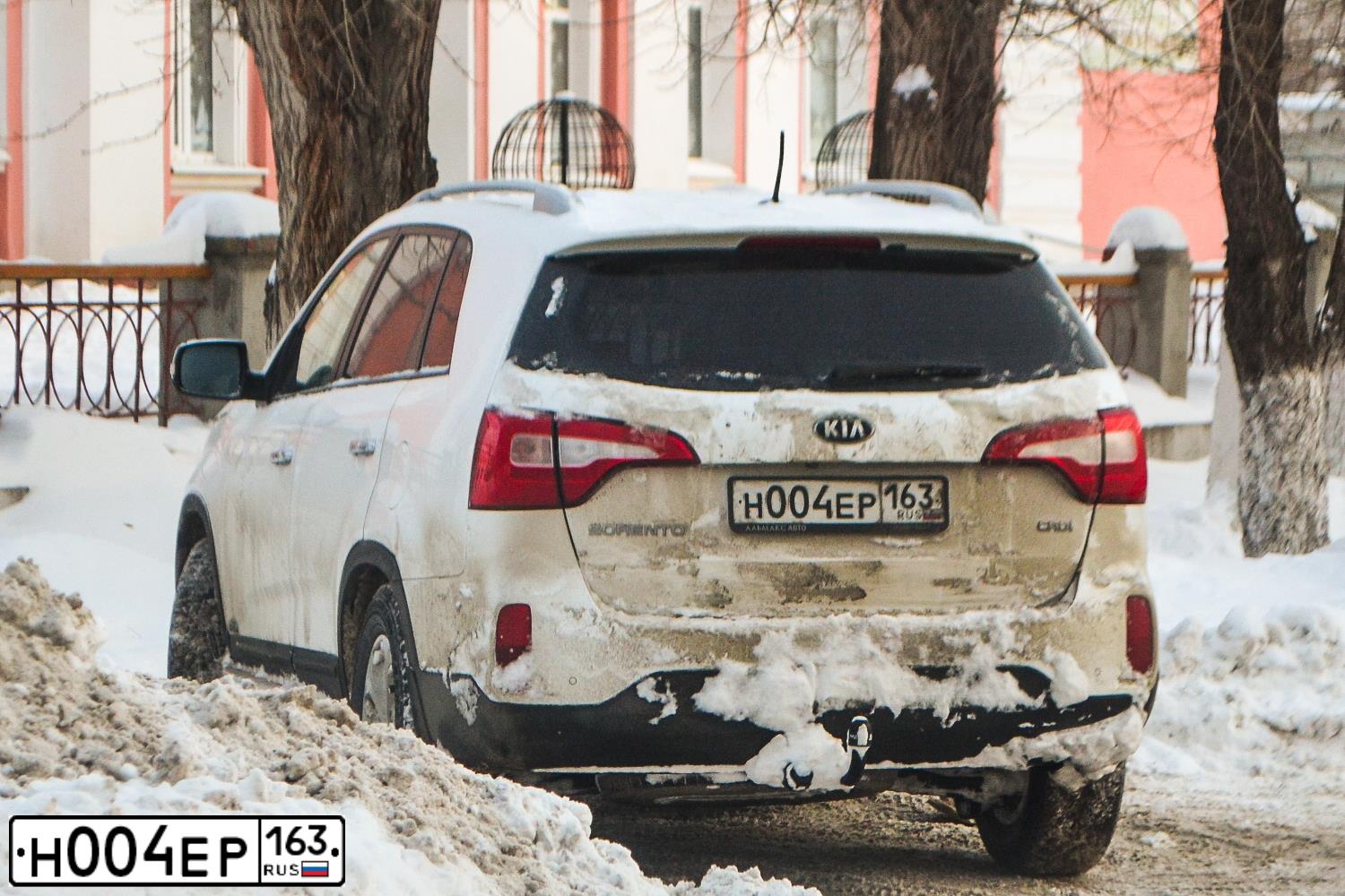 Фото автомобиля NISSAN QASHQAI, 2011 — госномер Н004ЕР163. Цвет: Серый