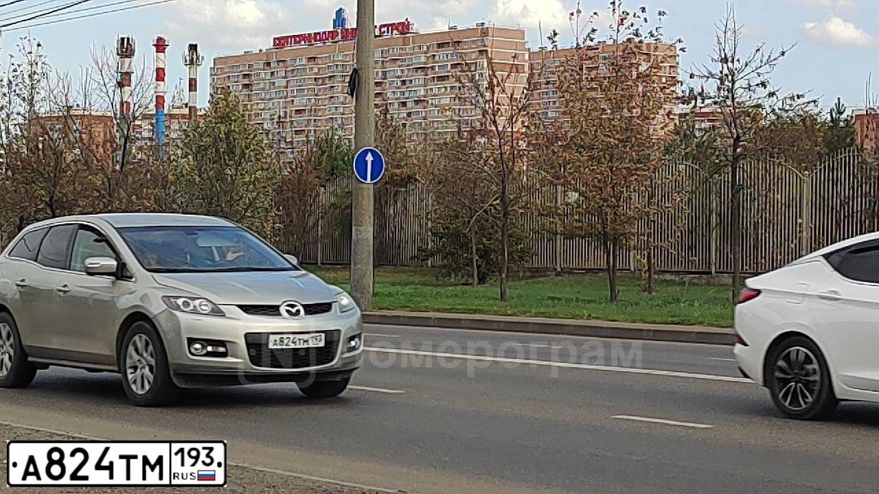 Фото автомобиля MAZDA CX-7, 2008 — госномер А824ТМ193. Цвет: СЕРЕБРИСТЫЙ