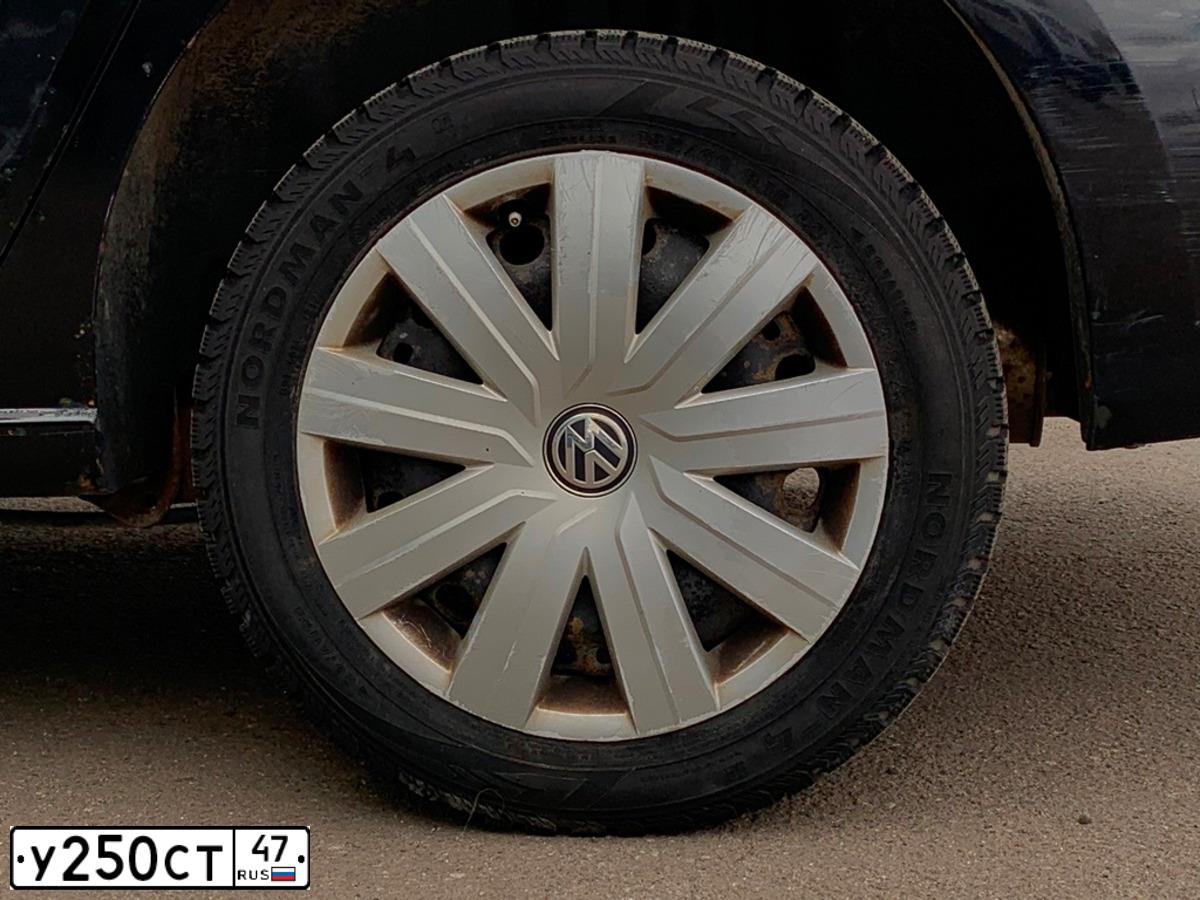 Фото автомобиля VOLKSWAGEN POLO, 2012 — госномер У250СТ47. Цвет: ЧЕРНЫЙ