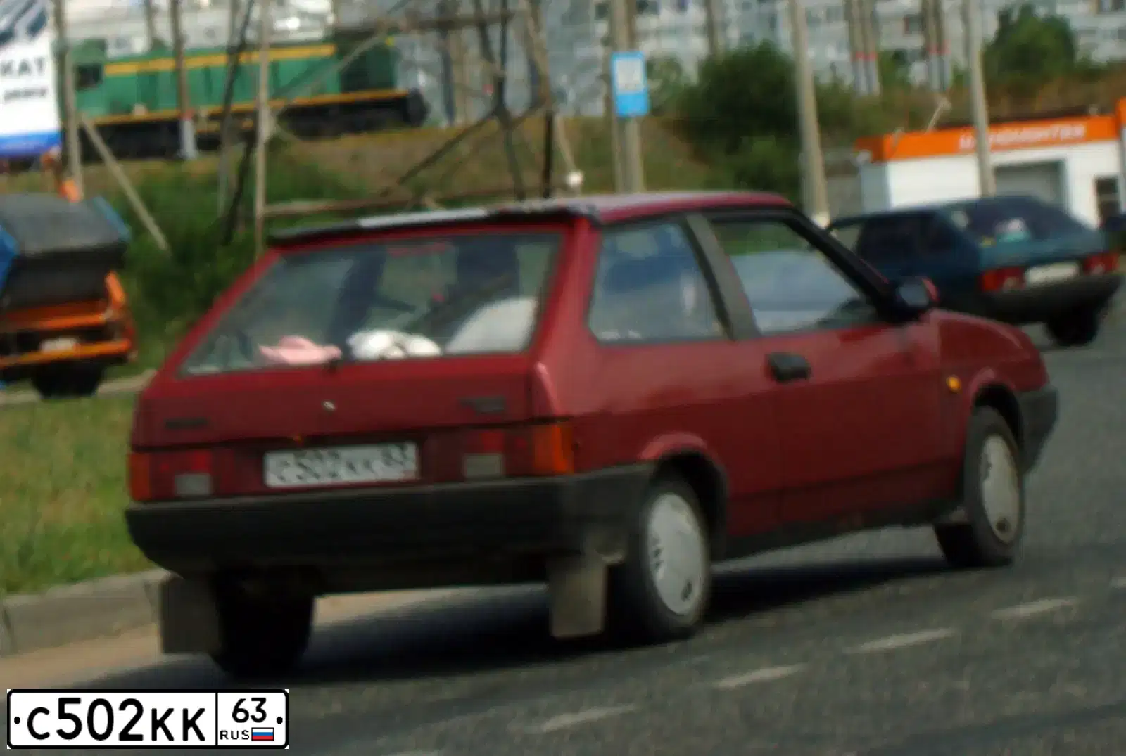 Фото автомобиля LADA 2108 SAMARA, 1989 — госномер С502КК63. Цвет: ТЕМНО-КРАСНЫЙ