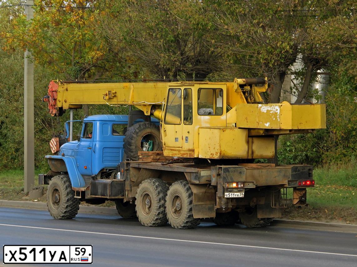 Фото автомобиля URAL 4320 /6X6/, 2006 — госномер Х511УА59. Цвет: ГОЛУБОЙ