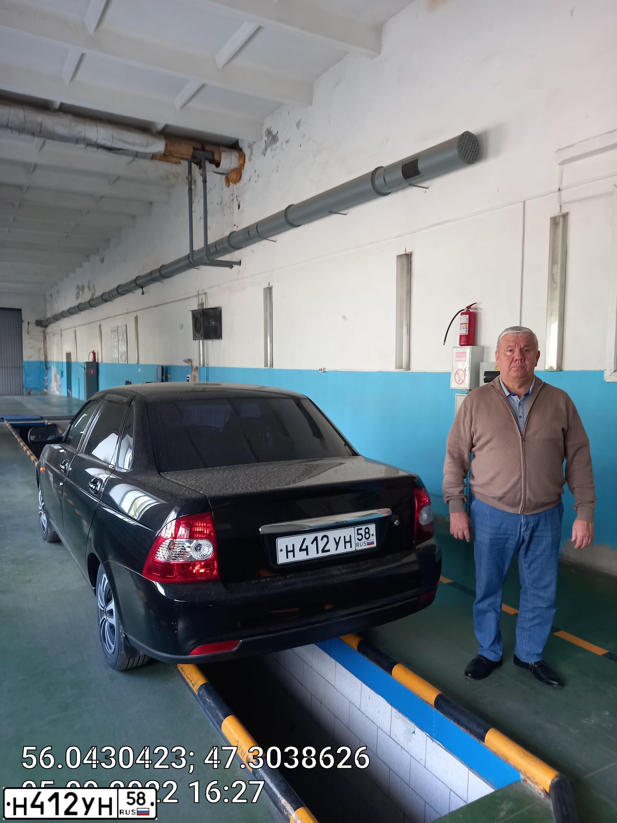 Фото автомобиля LADA 2170 PRIORA, 2011 — госномер К732РМ53. Цвет: Сине-Черный