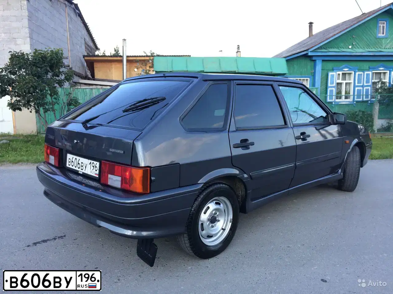 Фото автомобиля LADA 2114, 2013 — госномер Т892ВК196. Цвет: ТЕМНО-СЕРЫЙ