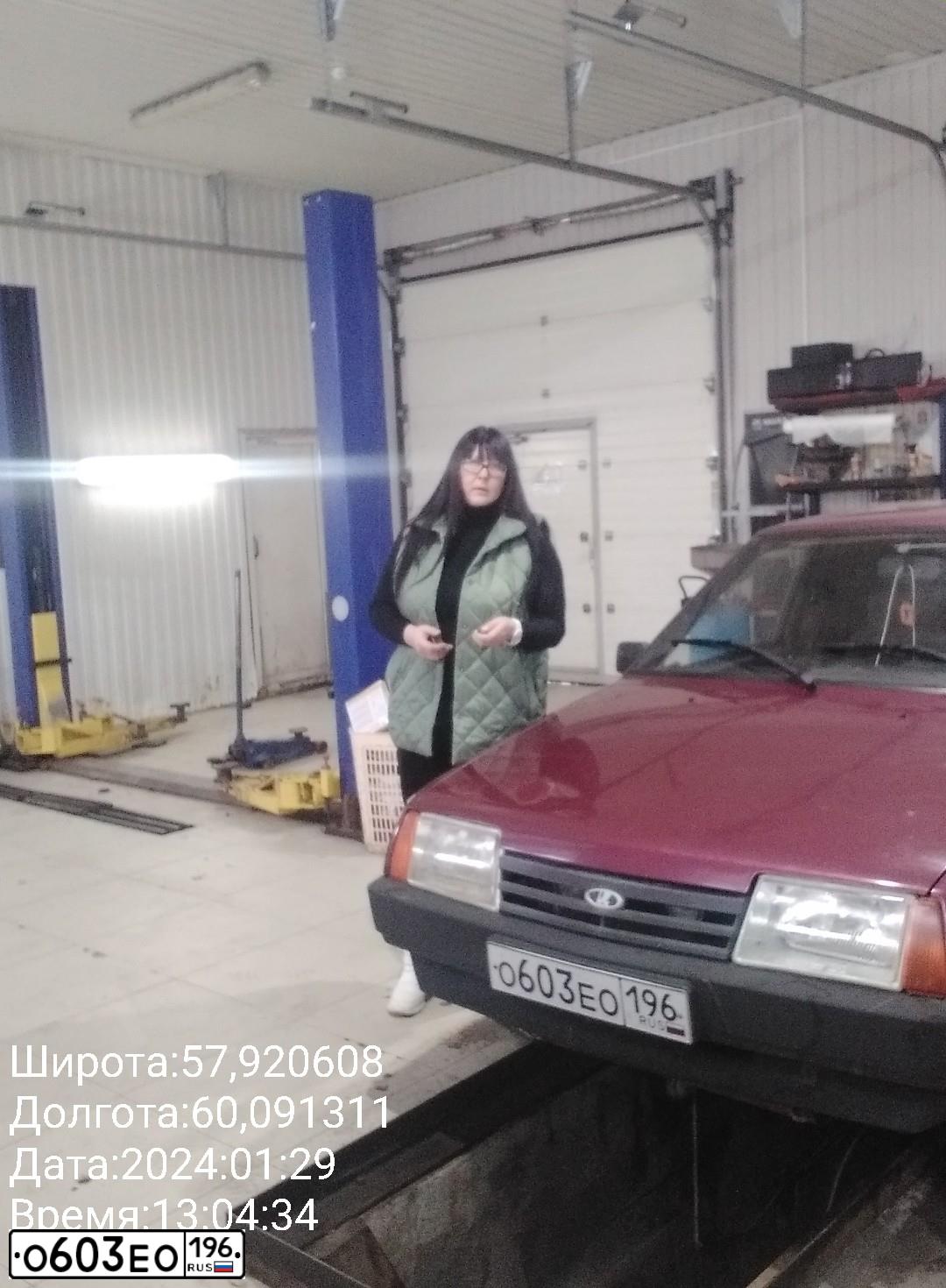 Фото автомобиля LADA 2109 SAMARA, 2001 — госномер О849КО96. Цвет: ТЕМНО-КРАСНЫЙ