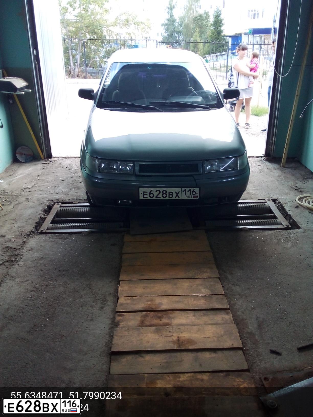 Фото автомобиля LADA 2112, 2005 — госномер К601КУ702. Цвет: средний серо-зеленый металлик
