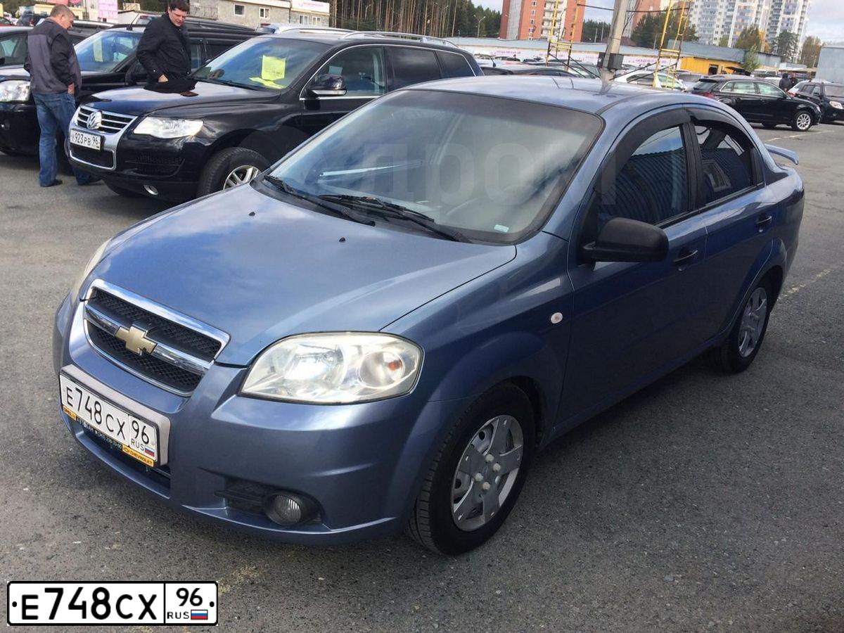 Фото автомобиля CHEVROLET AVEO, 2006 — госномер О096СХ154. Цвет: голубой