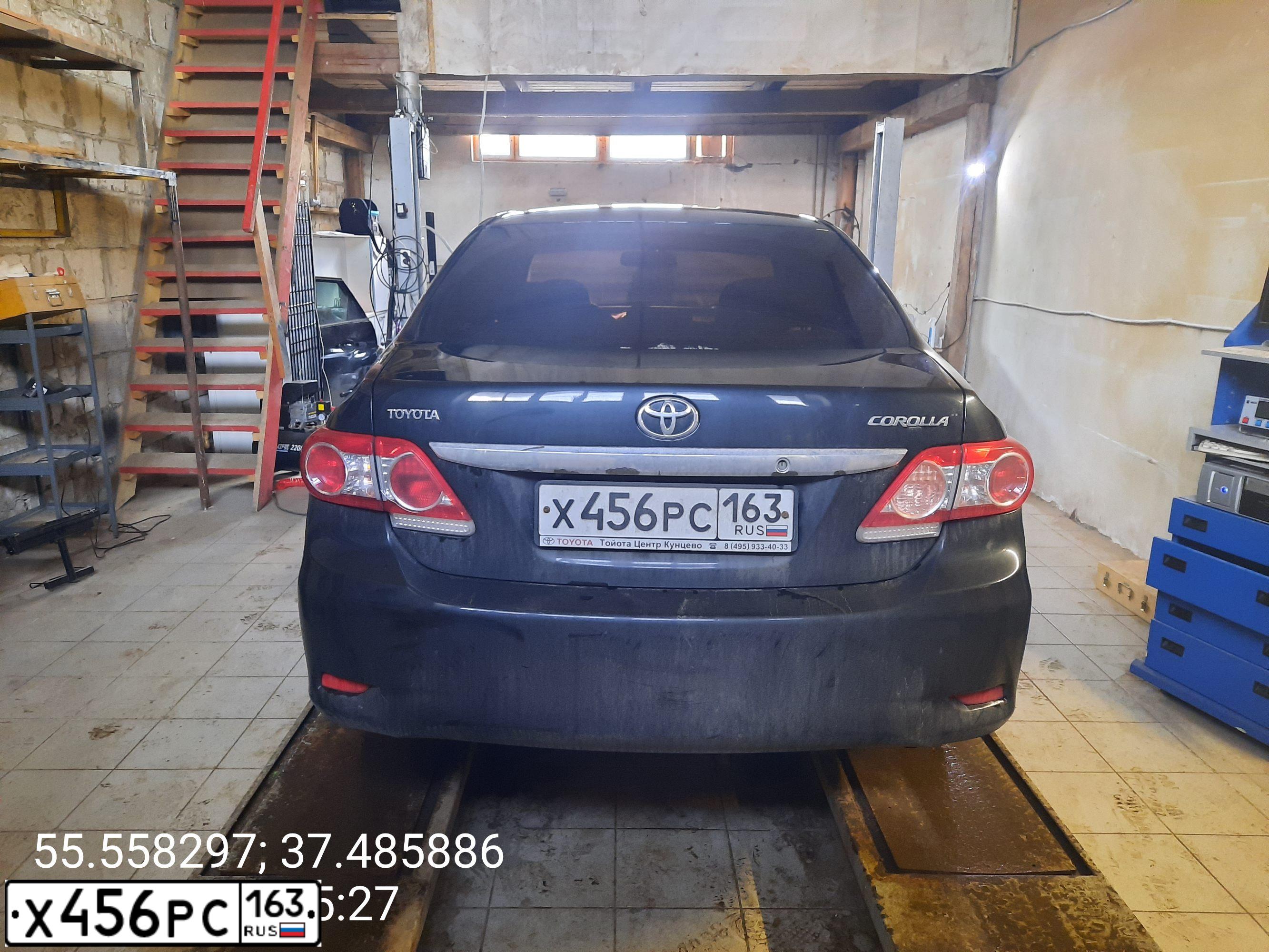 Фото автомобиля TOYOTA COROLLA, 2012 — госномер Х456РС163. Цвет: ЧЕРНЫЙ