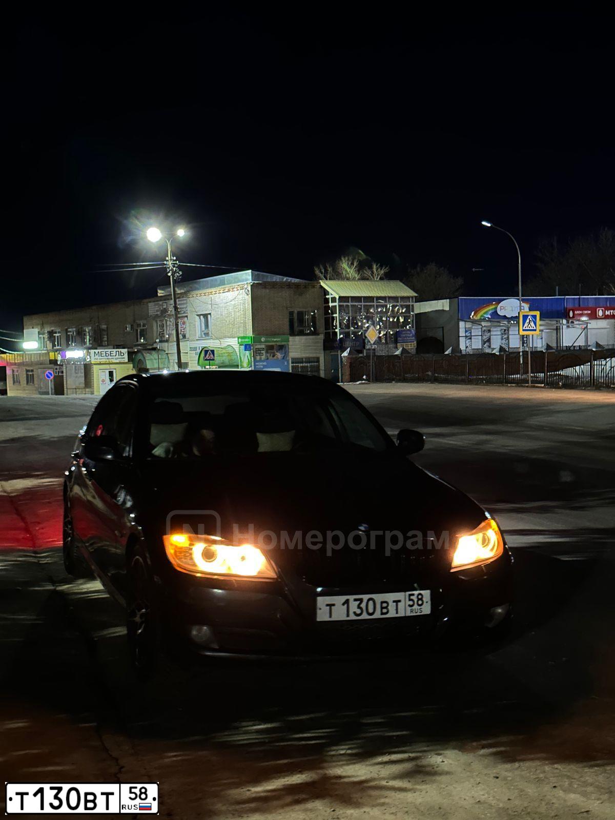 Фото автомобиля BMW SERIE 3, 2009 — госномер Т130ВТ58. Цвет: ЧЕРНЫЙ
