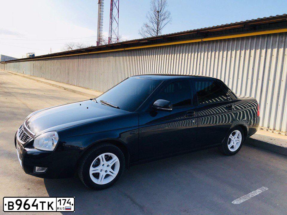 Фото автомобиля LADA 2170 PRIORA, 2007 — госномер С828АЕ174. Цвет: ЧЕРНЫЙ