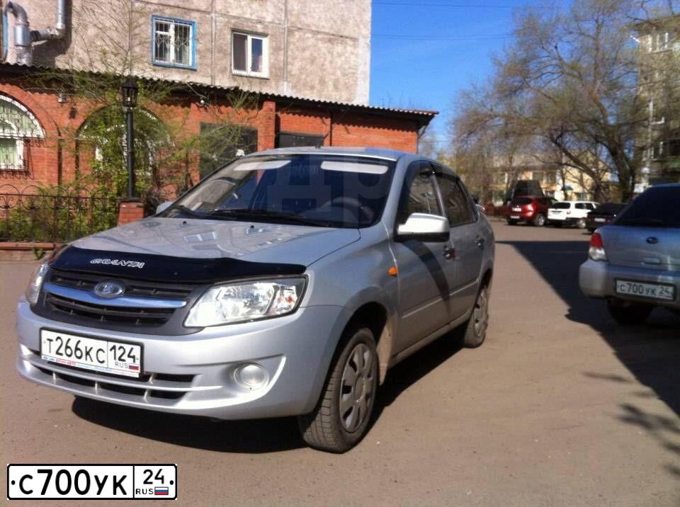 Фото автомобиля TOYOTA TUNDRA, 2008 — госномер Е757ВВ17. Цвет: Белый