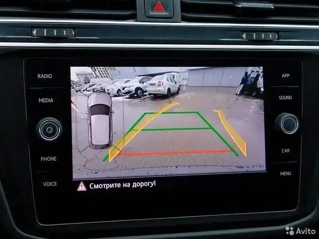 Фото автомобиля VOLKSWAGEN TIGUAN, 2017 — госномер О202ММ97. Цвет: ЧЕРНЫЙ