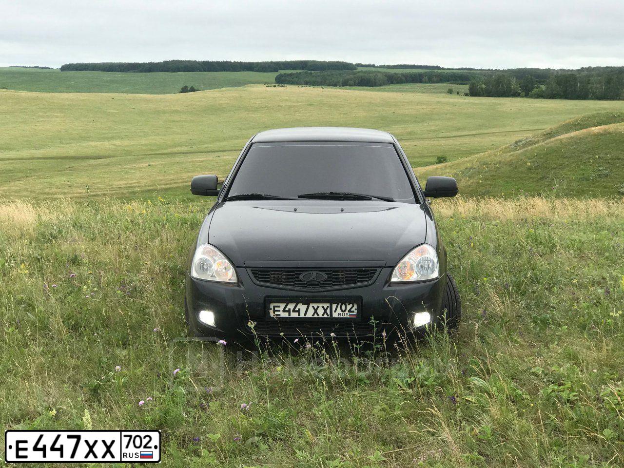 Фото автомобиля LADA 2170 PRIORA, 2008 — госномер Е447ХХ702. Цвет: Сине-Черный