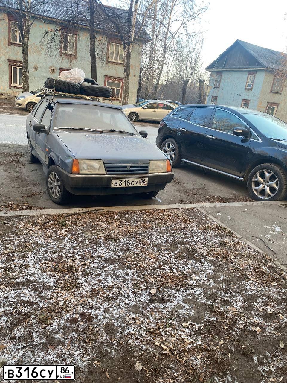 Фото автомобиля LADA 2109 SAMARA, 1997 — госномер В316СУ86. Цвет: СИНИЙ