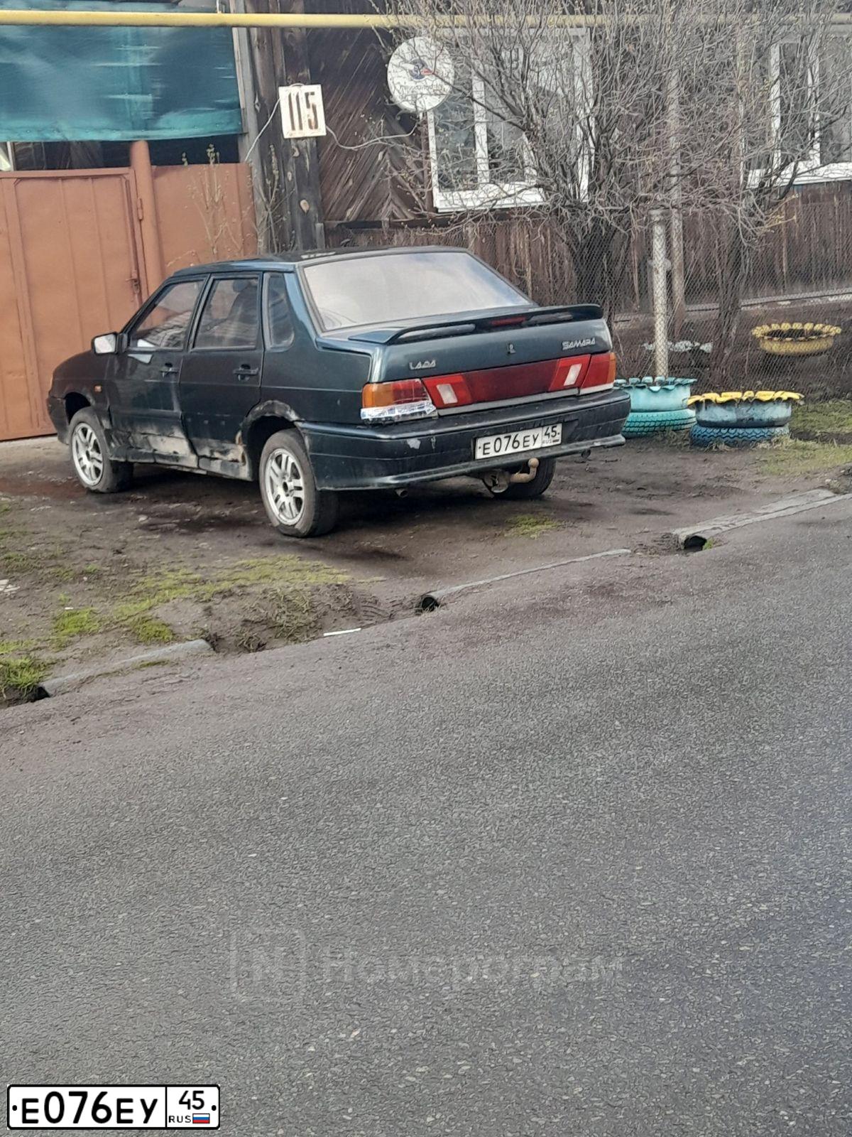 Фото автомобиля LADA 2115 SAMARA, 2003 — госномер Е076ЕУ45. Цвет: ТЕМНО-ЗЕЛЕНЫЙ