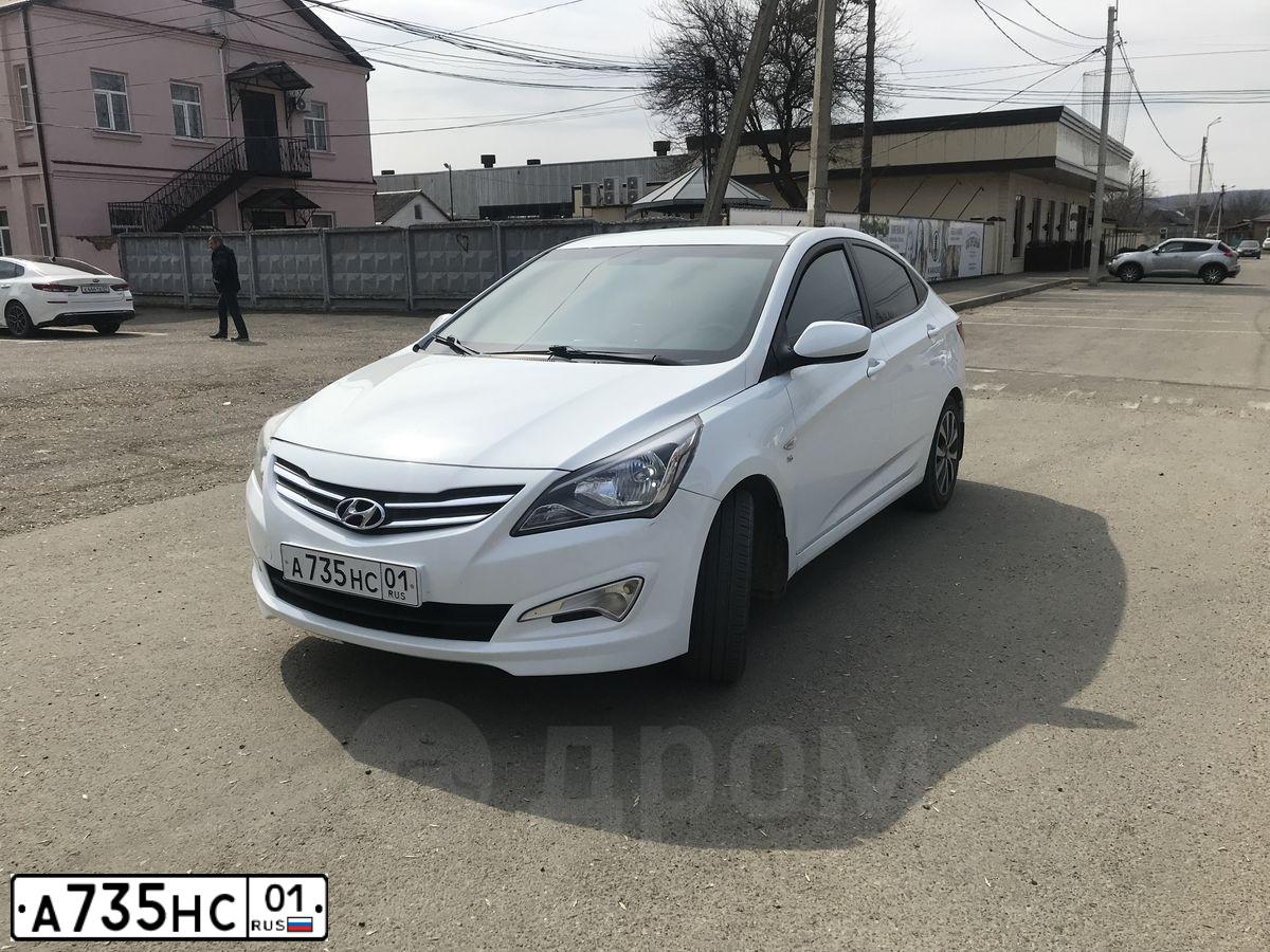 Фото автомобиля HYUNDAI SOLARIS, 2015 — госномер А735НС01. Цвет: Белый