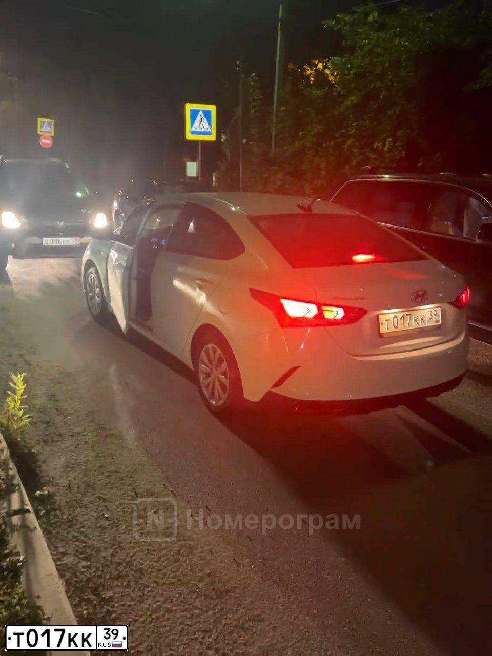 Фото автомобиля HYUNDAI SOLARIS, 2020 — госномер Т017КК39. Цвет: Белый