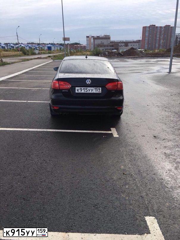 Фото автомобиля VOLKSWAGEN JETTA, 2012 — госномер К915УУ159. Цвет: ЧЕРНЫЙ