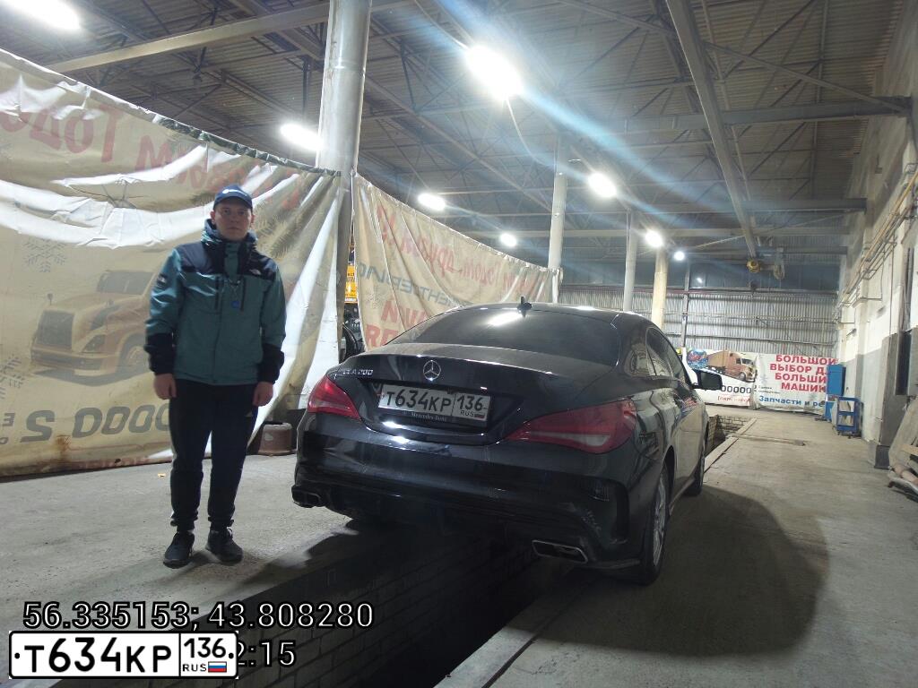 Фото автомобиля MERCEDES CLA-KLASSE, 2013 — госномер У325АУ152. Цвет: ЧЕРНЫЙ