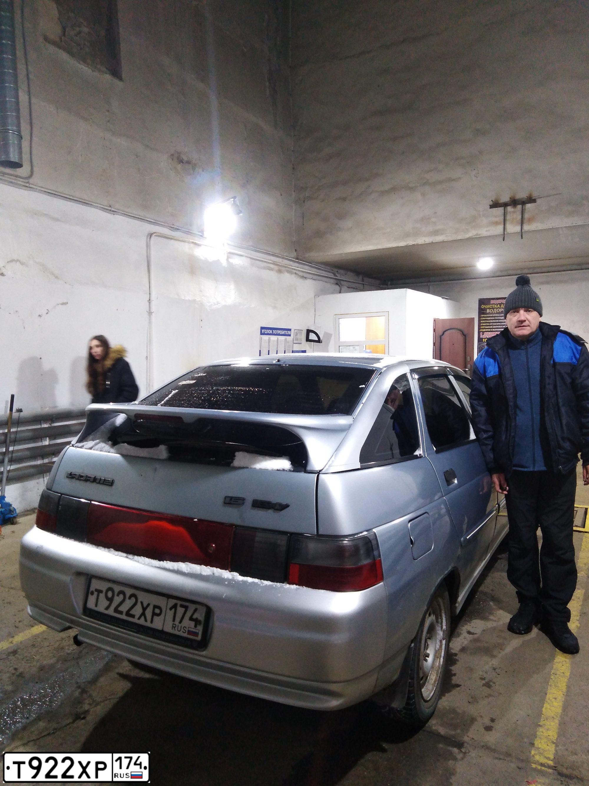 Фото автомобиля LADA 2112 LADA, 2007 — госномер А747ВУ174. Цвет: СЕРЕБРИСТО-ГОЛУБОЙ