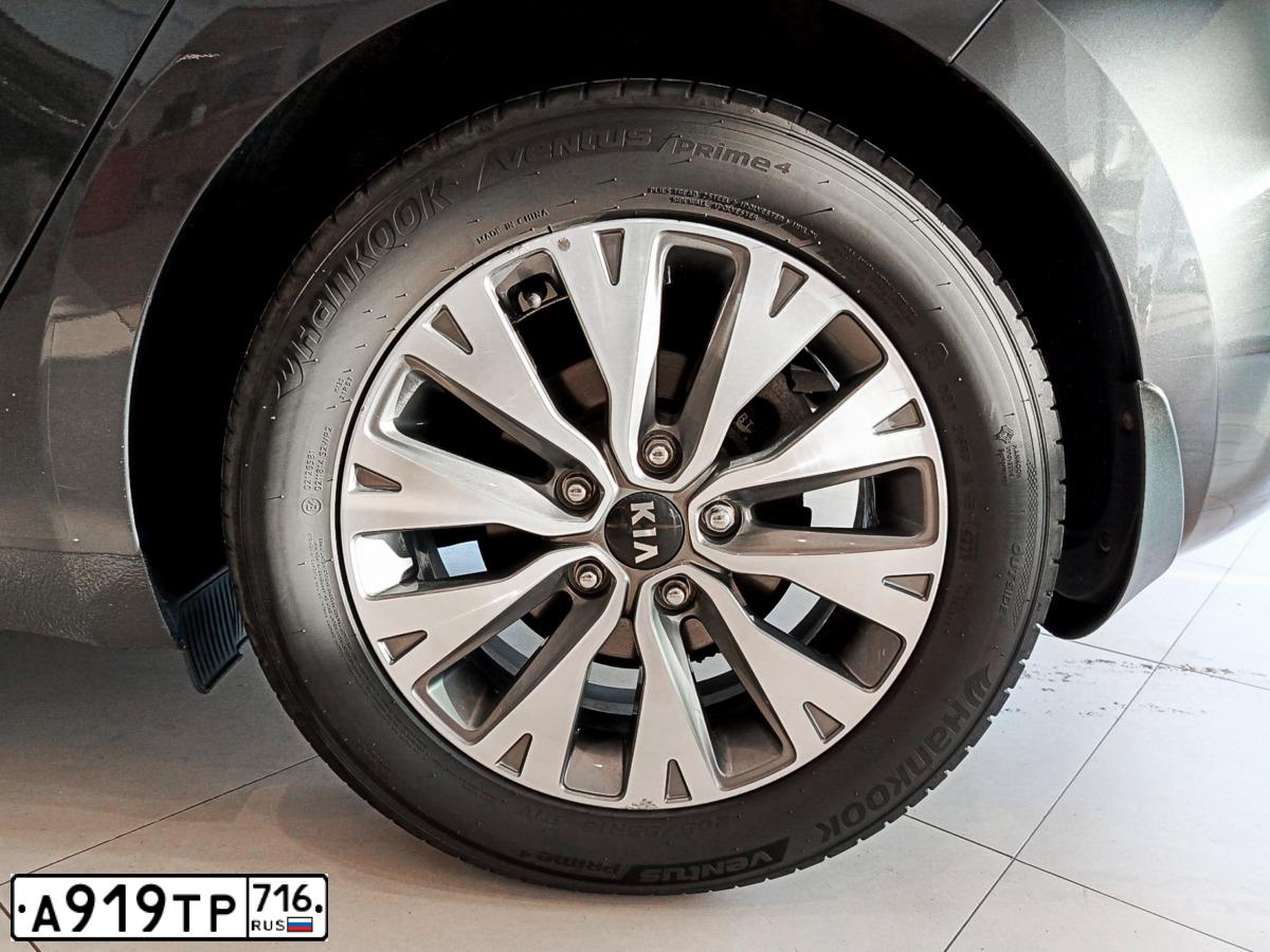 Фото автомобиля KIA CEED, 2018 — госномер С577ТН716. Цвет: СЕРЫЙ