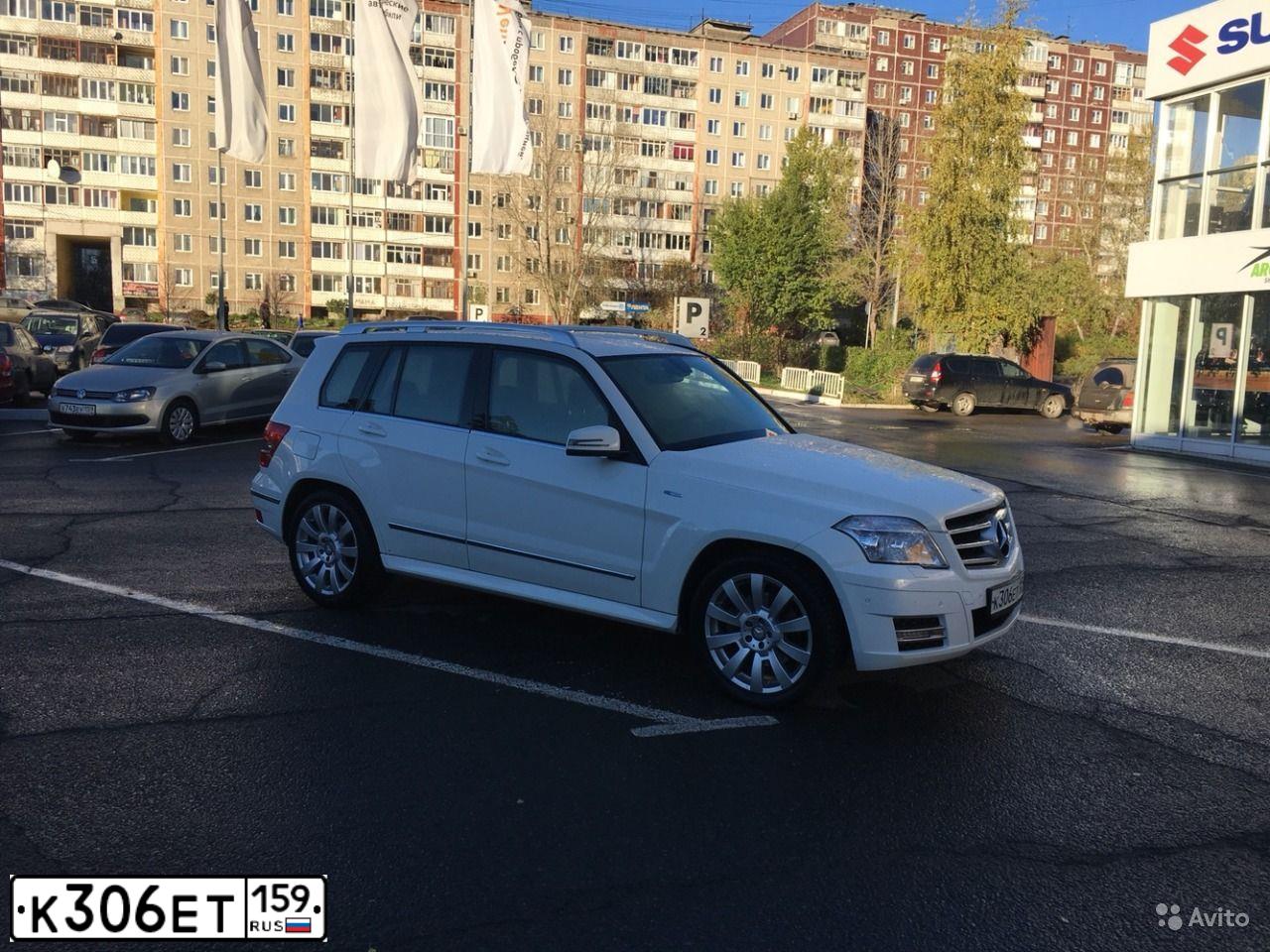 Фото автомобиля MERCEDES GLK-KLASSE, 2011 — госномер Т800СР59. Цвет: БЕЛЫЙ