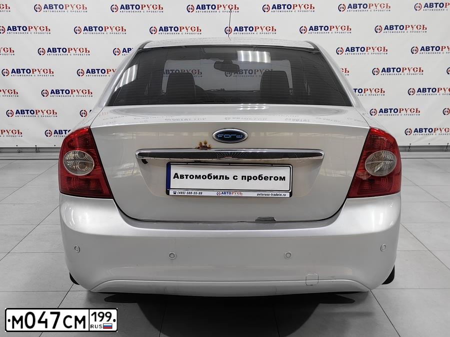 Фото автомобиля FORD FOCUS, 2008 — госномер М047СМ199. Цвет: СЕРЕБРИСТЫЙ