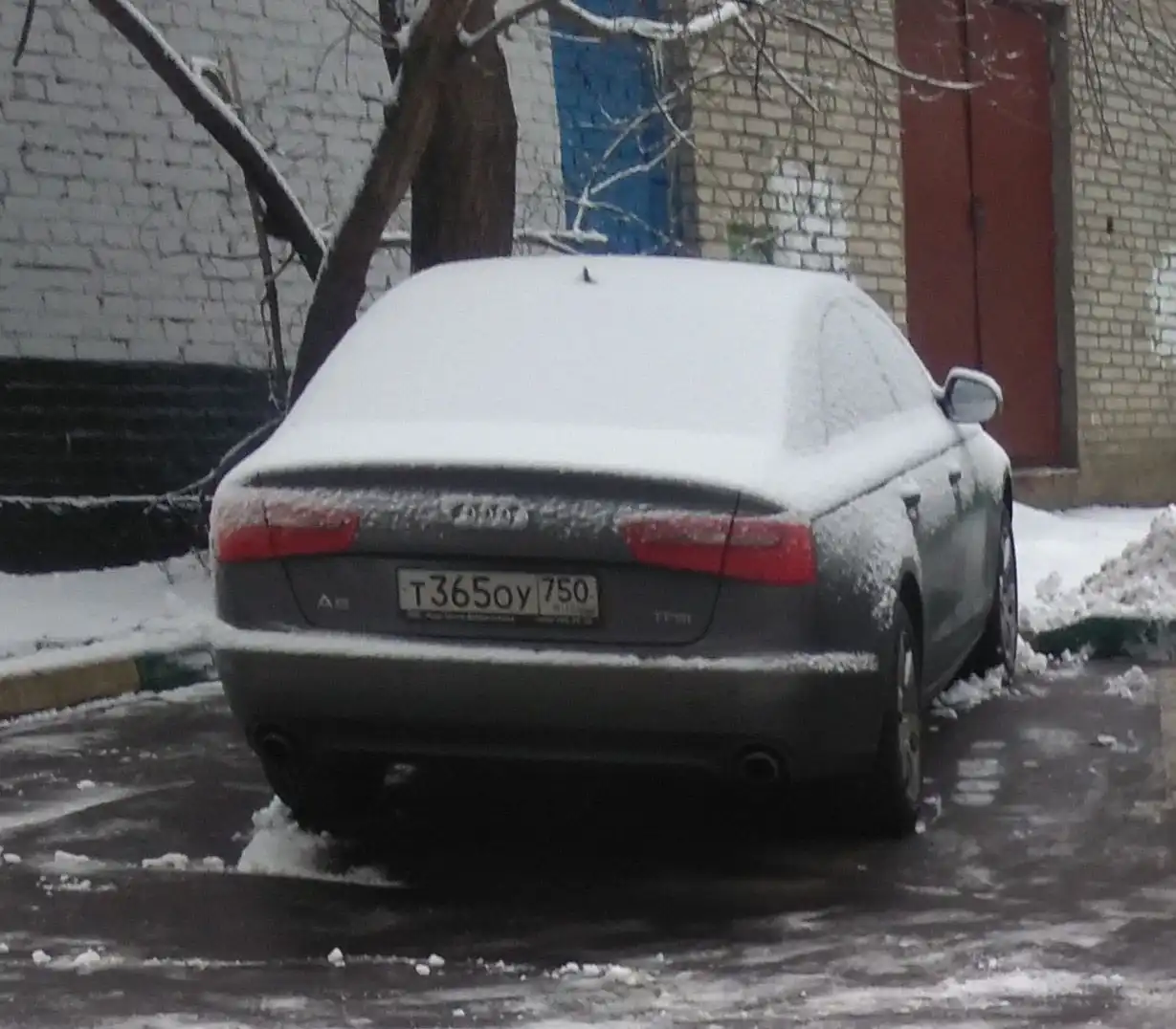 Фото автомобиля AUDI A6, 2013 — госномер Х103МО763. Цвет: КОРИЧНЕВЫЙ