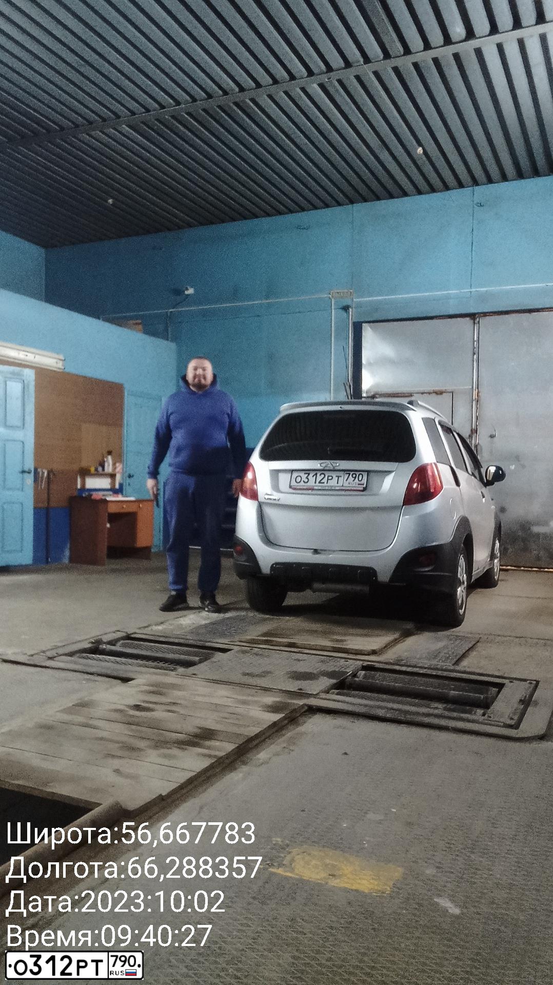 Фото автомобиля CHERY S18D, 2012 — госномер А998ОА155. Цвет: СВЕТЛО-СЕРЫЙ