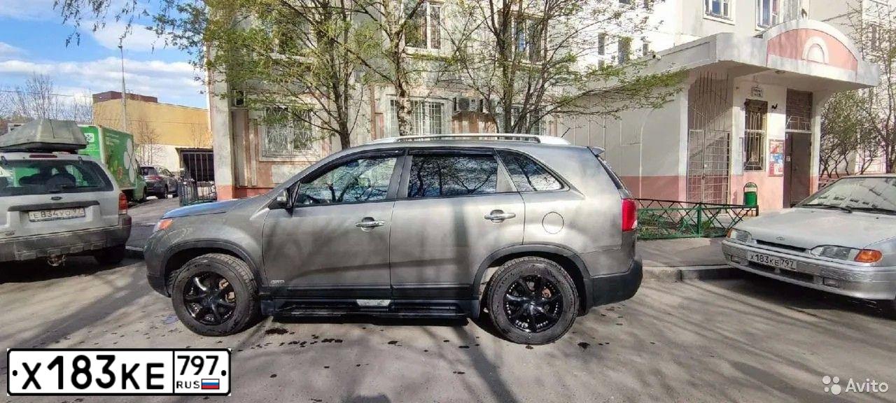 Фото автомобиля LADA 2114 SAMARA, 2010 — госномер Х183КЕ797. Цвет: СВЕТЛО-СЕРЕБРИСТЫЙ МЕТАЛЛ