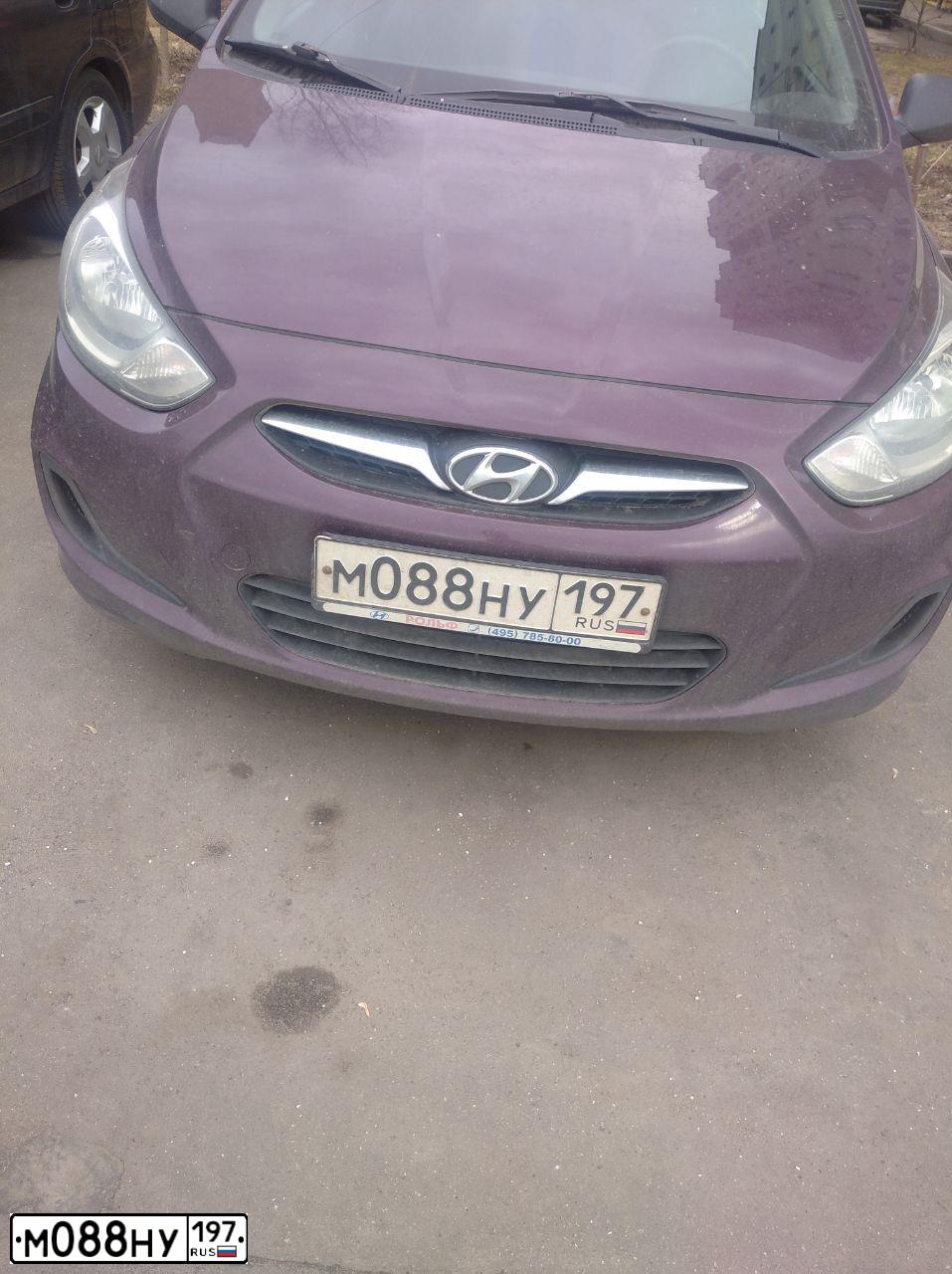 Фото автомобиля HYUNDAI SOLARIS, 2011 — госномер Р986АС32. Цвет: ФИОЛЕТОВЫЙ