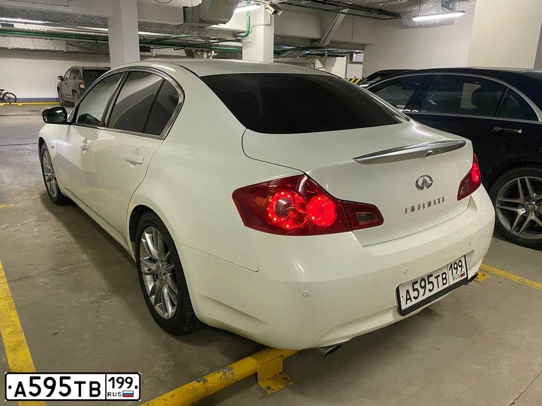 Фото автомобиля HONDA ACCORD, 2008 — госномер Н823МТ199. Цвет: БЕЛЫЙ