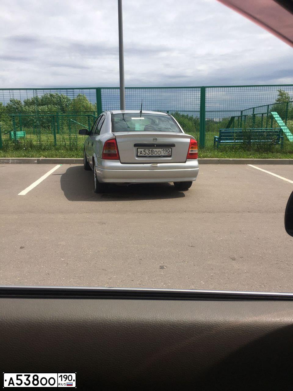 Фото автомобиля CHEVROLET VIVA, 2005 — госномер А538ОО190. Цвет: СЕРЫЙ СВЕТЛЫЙ