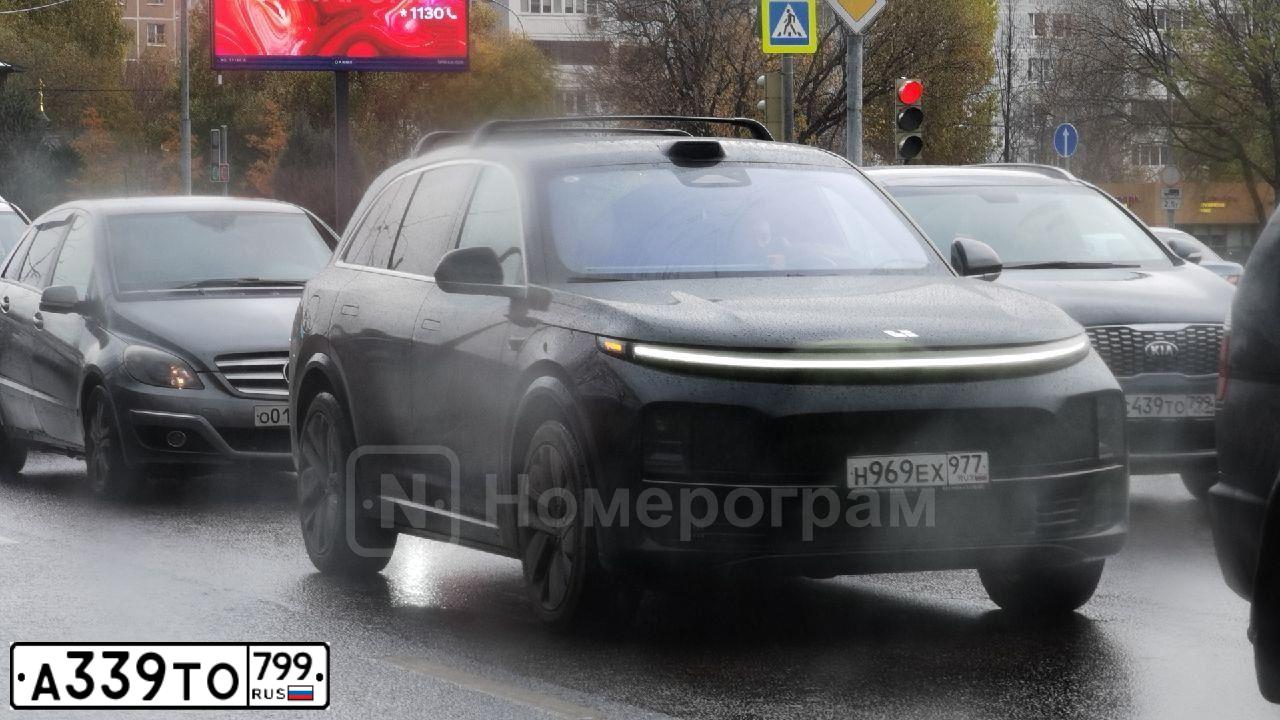 Фото автомобиля MERCEDES GL-KLASSE, 2014 — госномер Р569ТТ71. Цвет: ЧЕРНЫЙ