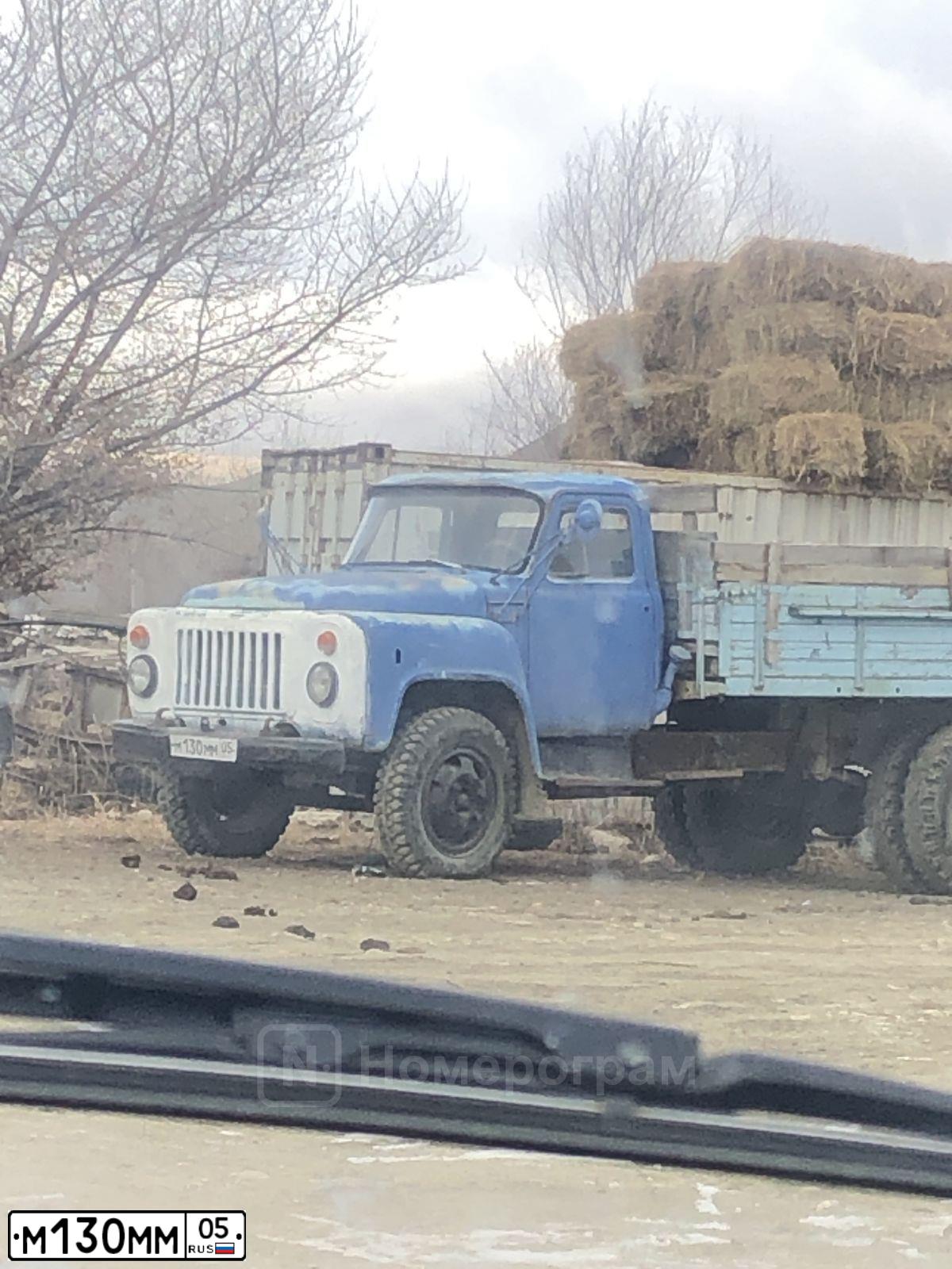 Фото автомобиля LADA 2131 NIVA, 2014 — госномер М130ММ05. Цвет: сине-зеленый