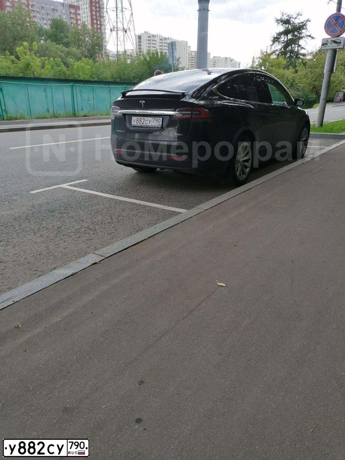 Фото автомобиля TESLA Model X, 2018 — госномер У882СУ790