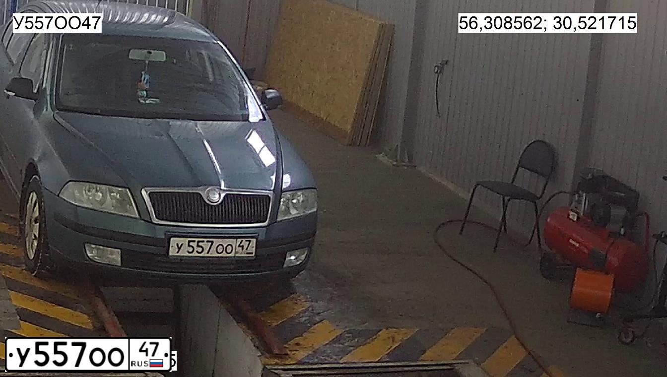 Фото автомобиля SKODA OCTAVIA, 2006 — госномер У557ОО47. Цвет: СЕРО-ЗЕЛЕНЫЙ