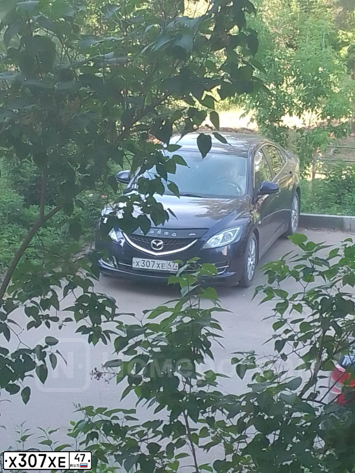 Фото автомобиля MAZDA 6, 2008 — госномер Х307ХЕ47. Цвет: ТЕМНО-СИНИЙ