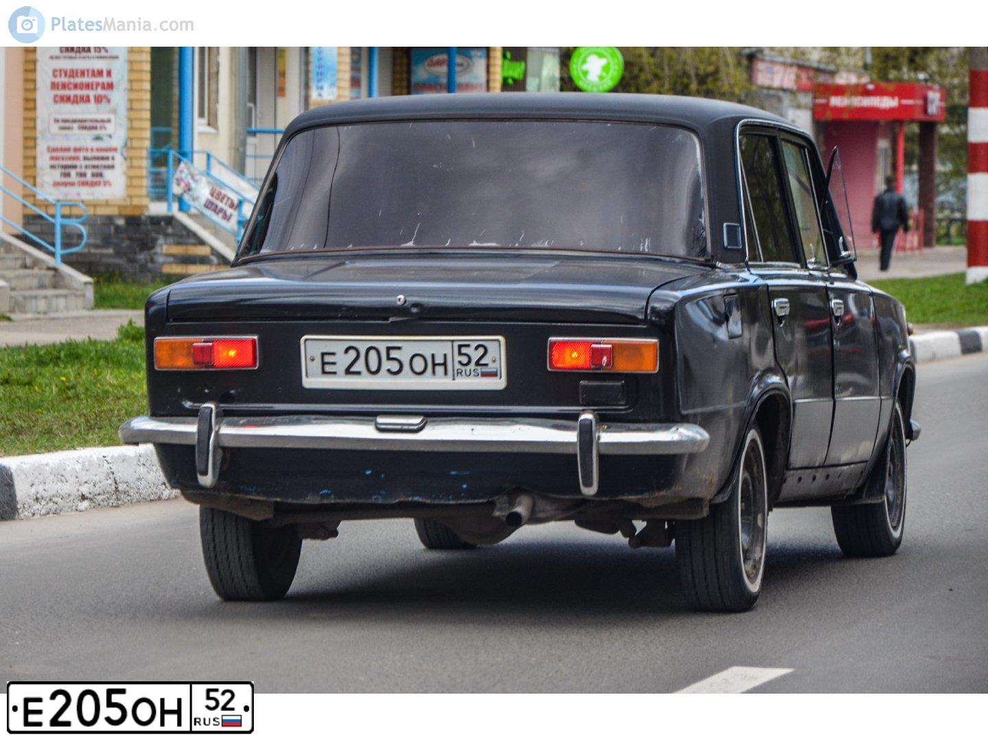 Фото автомобиля VAZ ВАЗ 21013, 2013 — госномер Е205ОН52. Цвет: ЧЕРНЫЙ