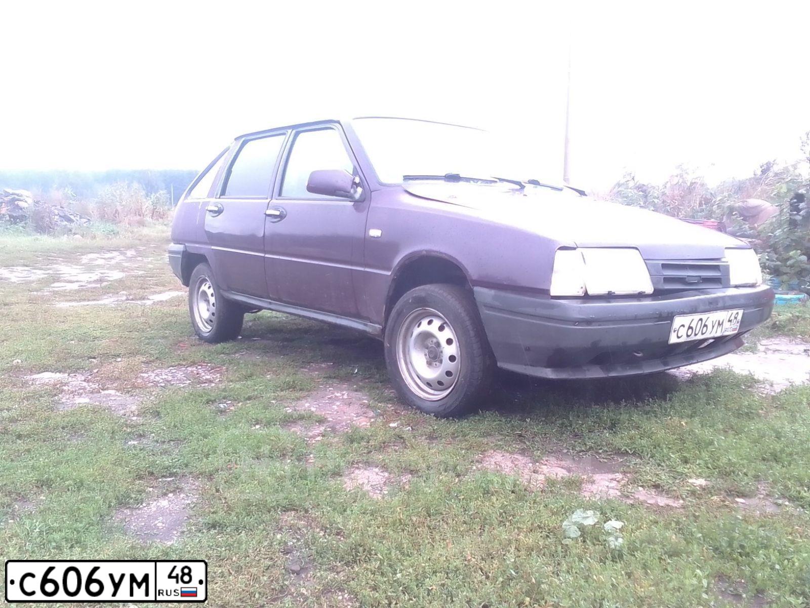 Фото автомобиля IZH 2126, 2003 — госномер С606УМ48. Цвет: БАКЛАЖАН.