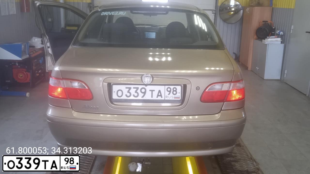 Фото автомобиля FIAT ALBEA, 2010 — госномер Н046ВЕ10. Цвет: ПЕСОЧНЫЙ