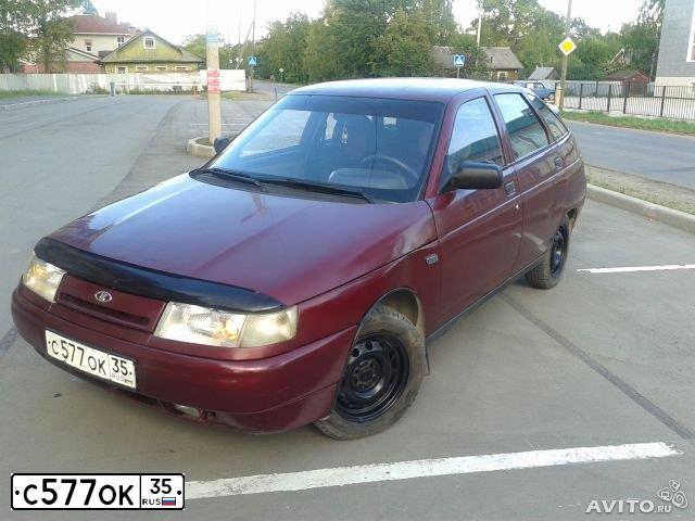 Фото автомобиля LADA 2112, 2005 — госномер С577ОК29. Цвет: ТЕМНО-МАЛИНОВЫЙ