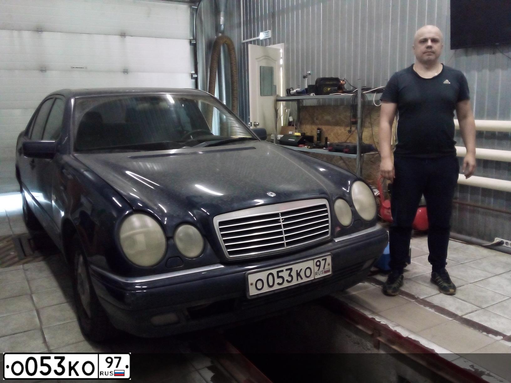 Фото автомобиля MERCEDES-BENZ E-CLASS, 1997 — госномер В900АМ57