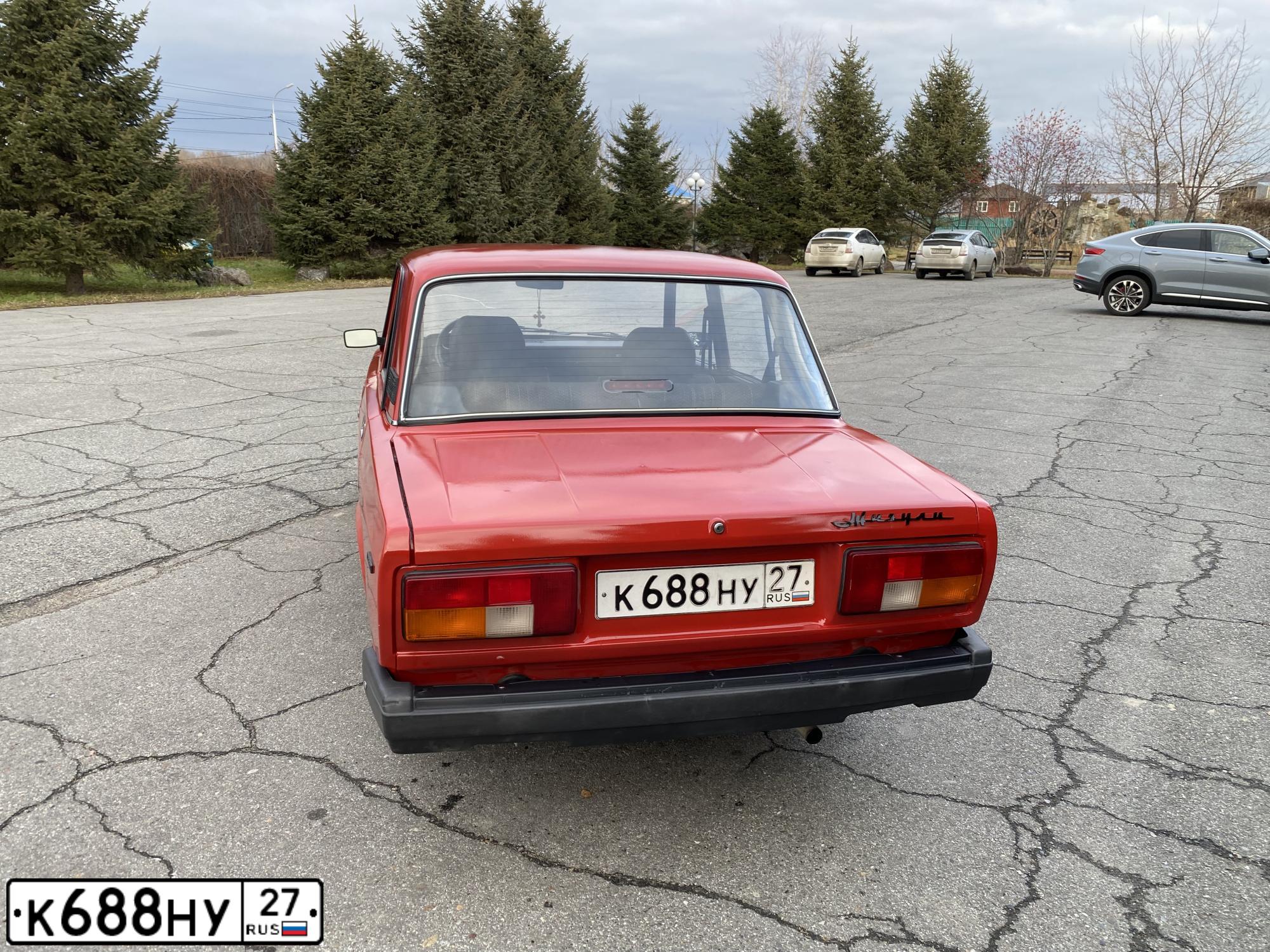 Фото автомобиля LADA 2105, 2005 — госномер К688НУ27. Цвет: ВИШНЕВЫЙ