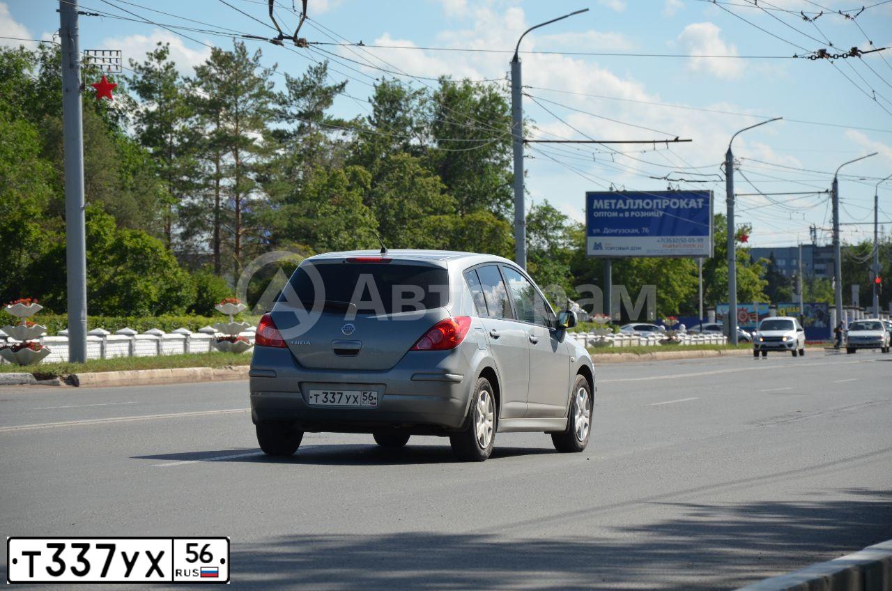 Фото автомобиля NISSAN TIIDA, 2012 — госномер Т337УХ56