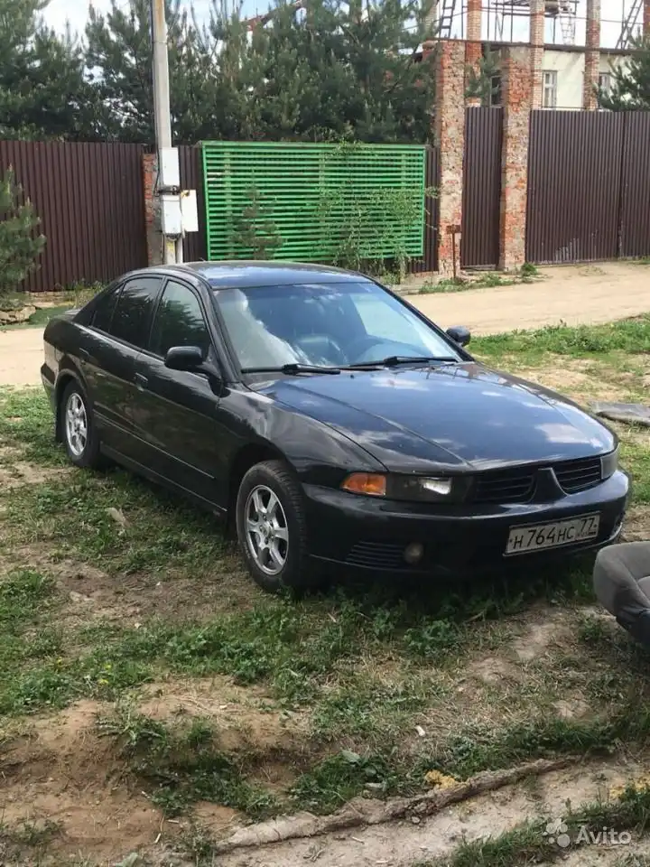 Фото автомобиля MITSUBISHI GALANT, 2002 — госномер С836СТ790. Цвет: ЧЕРНЫЙ